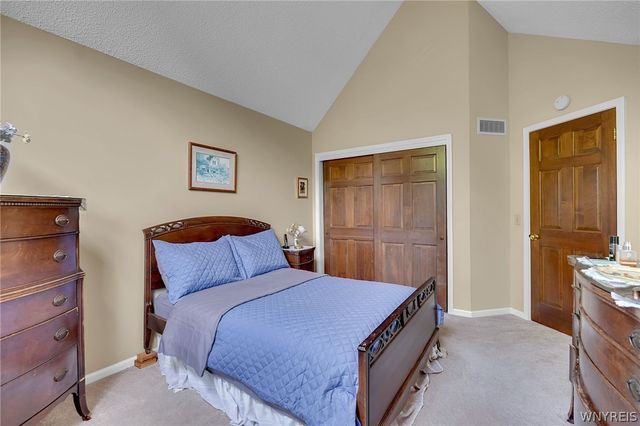 3 Silver Maple Court, Amherst, NY 14068