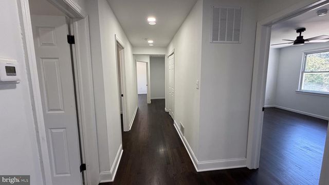 8626 LESLIE AVE, Lanham, MD 20706