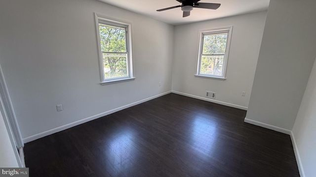 8626 LESLIE AVE, Lanham, MD 20706