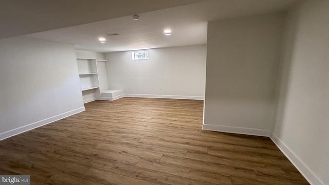 8626 LESLIE AVE, Lanham, MD 20706
