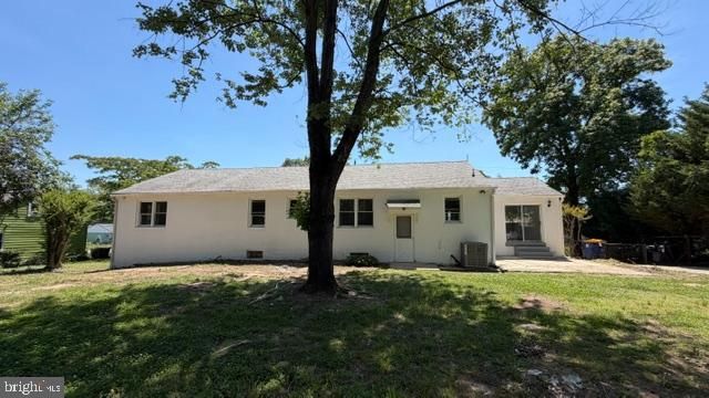 8626 LESLIE AVE, Lanham, MD 20706
