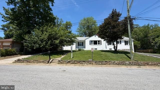 8626 LESLIE AVE, Lanham, MD 20706