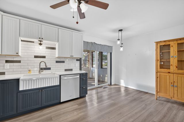 3915 Maple Avenue, Mchenry, IL 60050