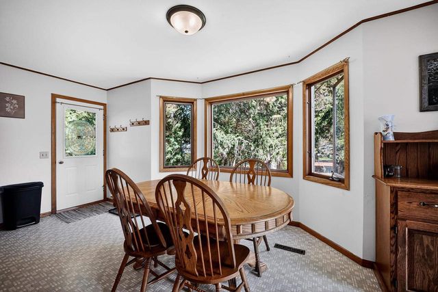 500 HARDING Street, Stoughton, WI 53589