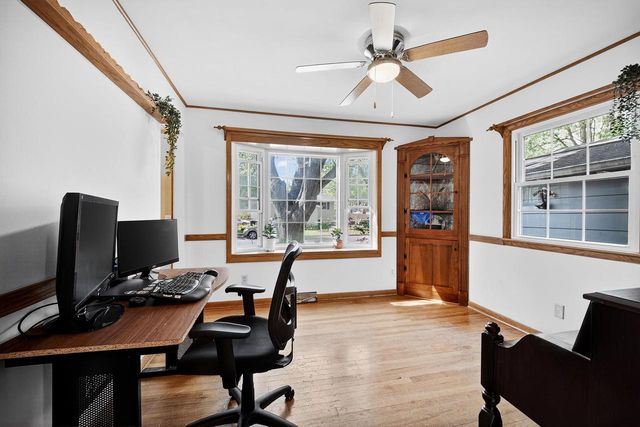 500 HARDING Street, Stoughton, WI 53589