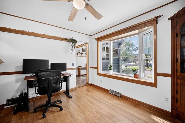 500 HARDING Street, Stoughton, WI 53589