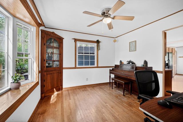 500 HARDING Street, Stoughton, WI 53589