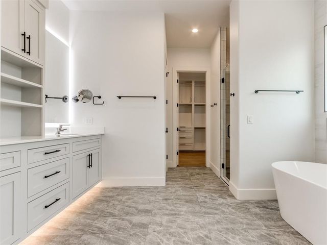 812 NW 45th Street, Oklahoma City, OK 73118