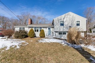 30 Buffington St, Taunton, MA 02780