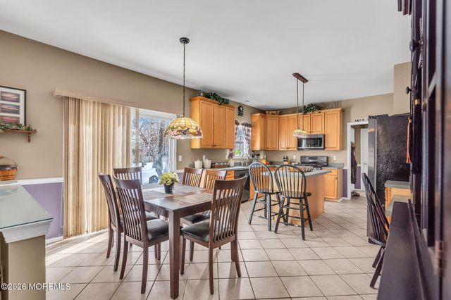 5 Magpie Court, Jackson, NJ 08527