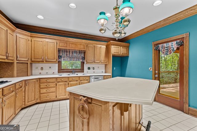 3231 Camp Branch Circle, Buford, GA 30519