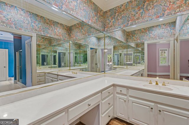 3231 Camp Branch Circle, Buford, GA 30519