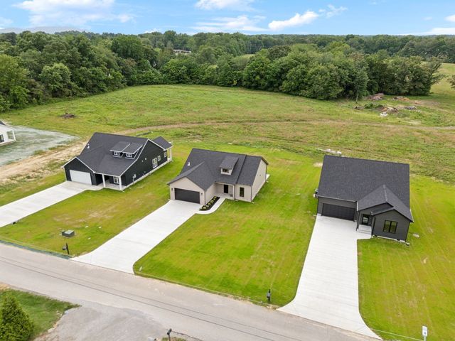 815 Oconner St, Smithville, TN 37166