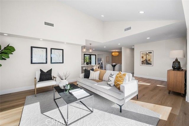 12672 Foster, Rossmoor Socal, CA 90720