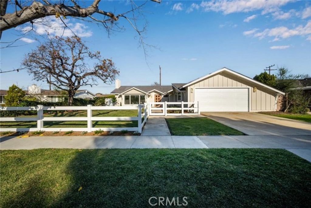 12672 Foster, Rossmoor Socal, CA 90720