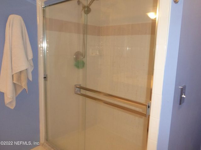 625 S 11TH Avenue S, Jacksonville Beach, FL 32250