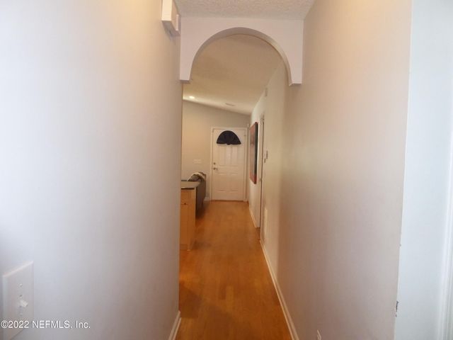 625 S 11TH Avenue S, Jacksonville Beach, FL 32250