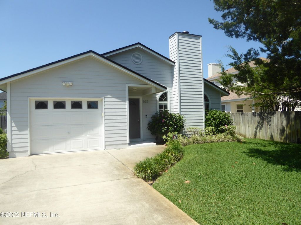 625 S 11TH Avenue S, Jacksonville Beach, FL 32250