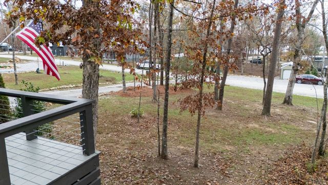 672 Waters Edge Way, Tracy City, TN 37387