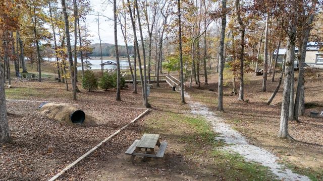 672 Waters Edge Way, Tracy City, TN 37387