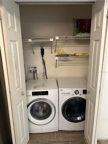 22 WINDTREE LANE 203, Winter Garden, FL 34787