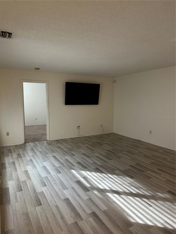 22 WINDTREE LANE 203, Winter Garden, FL 34787