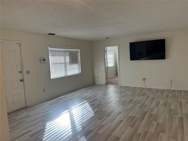 22 WINDTREE LANE 203, Winter Garden, FL 34787