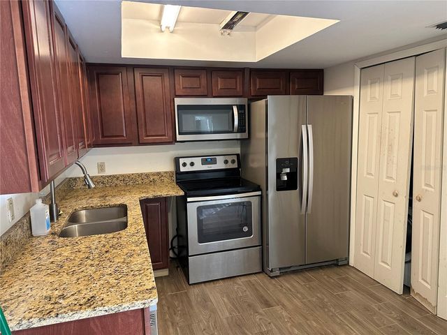 22 WINDTREE LANE 203, Winter Garden, FL 34787