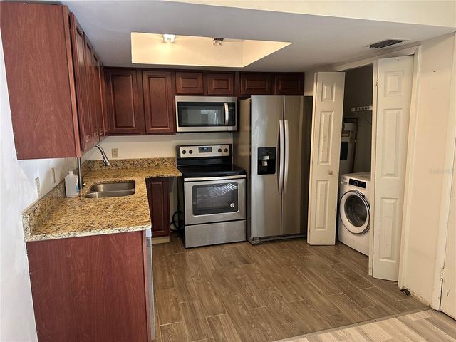 22 WINDTREE LANE 203, Winter Garden, FL 34787