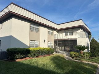 22 WINDTREE LANE 203, Winter Garden, FL 34787