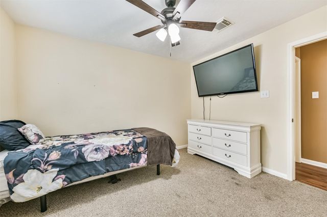 16 Morro Bay Drive, Manvel, TX 77578