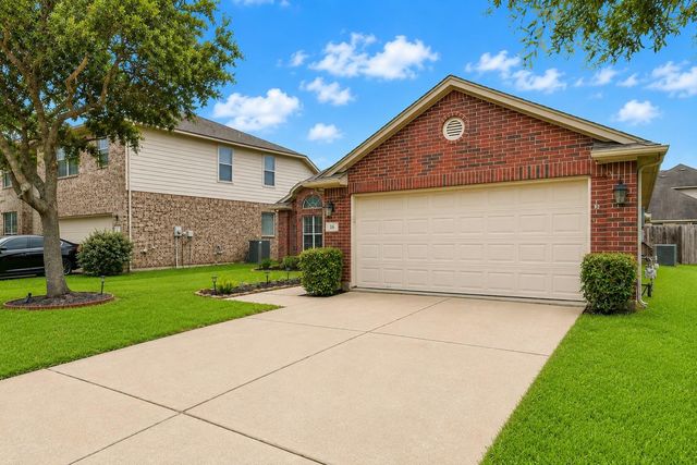 16 Morro Bay Drive, Manvel, TX 77578