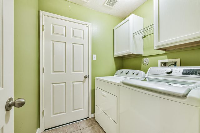 16 Morro Bay Drive, Manvel, TX 77578
