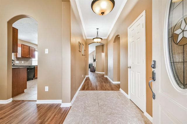 16 Morro Bay Drive, Manvel, TX 77578