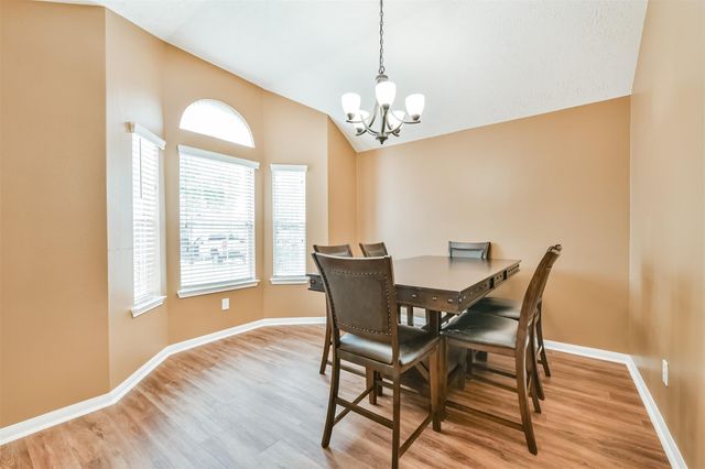 16 Morro Bay Drive, Manvel, TX 77578