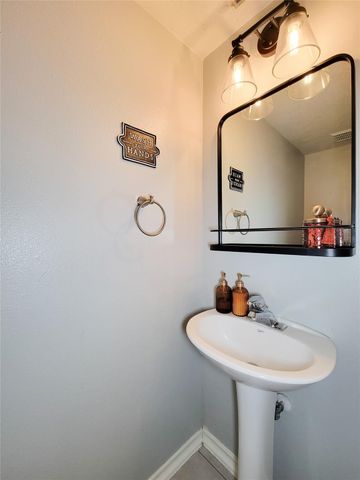 4112 Seminole Drive, Pearland, TX 77584