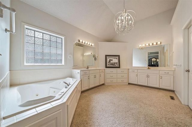 7326 Charles Street, Shawnee, KS 66216