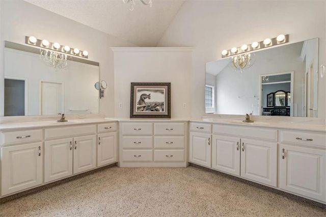 7326 Charles Street, Shawnee, KS 66216