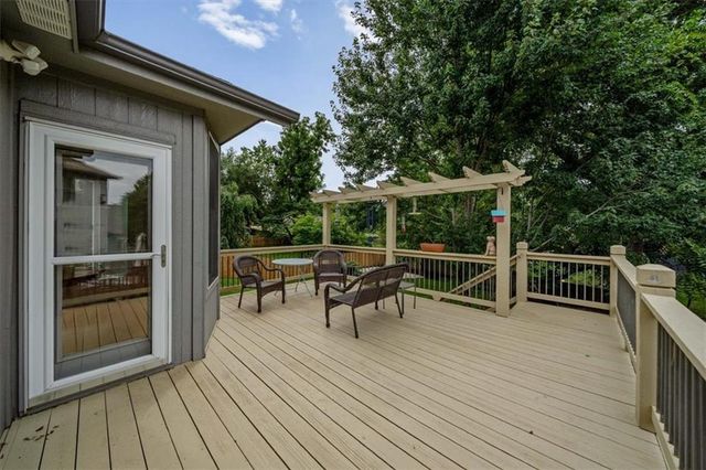 7326 Charles Street, Shawnee, KS 66216