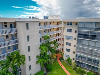 2980 Point East Dr D607, Aventura, FL 33160