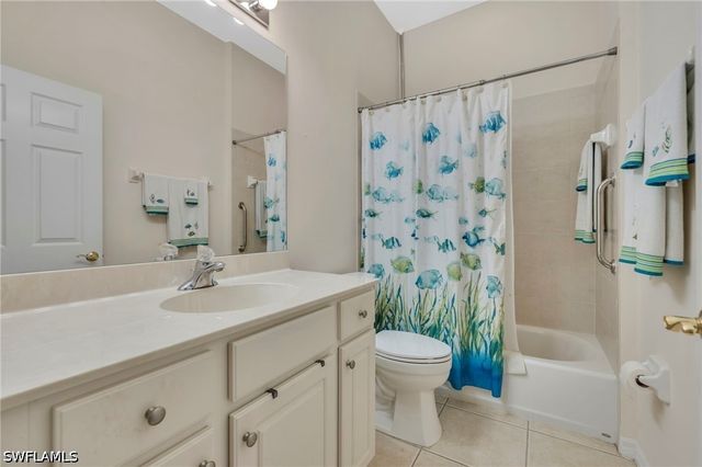6713 Calumet DR 81, Naples, FL 34113