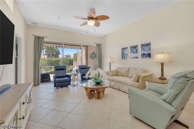 6713 Calumet DR 81, Naples, FL 34113