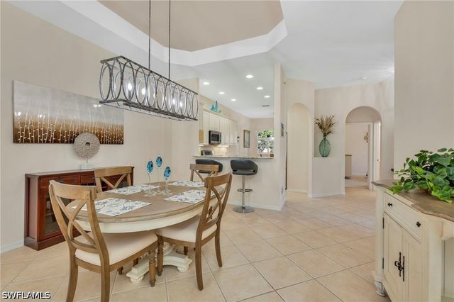 6713 Calumet DR 81, Naples, FL 34113