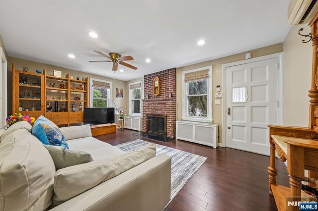 453 Fort Lee Road, Leonia, NJ 07605