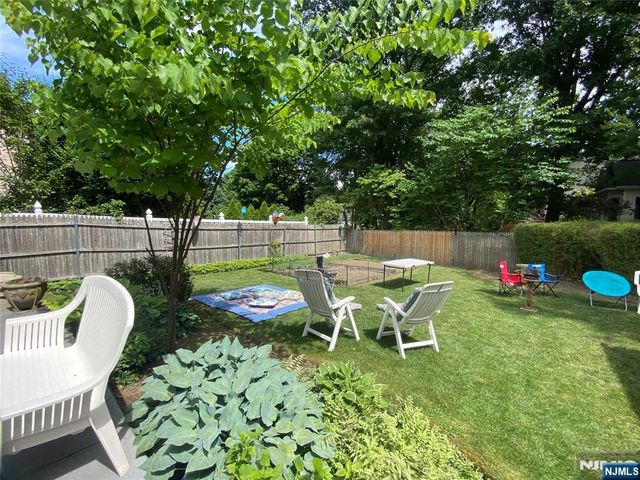 453 Fort Lee Road, Leonia, NJ 07605