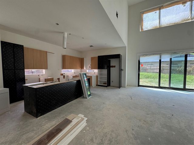 8005 Ridgeview Drive, Houston, TX 77055