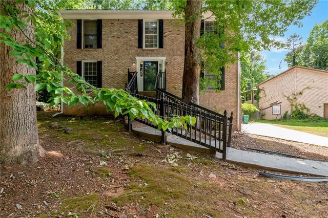 1449 Golf Link Drive, Stone Mountain, GA 30088