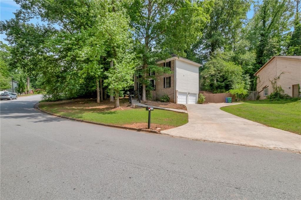 1449 Golf Link Drive, Stone Mountain, GA 30088