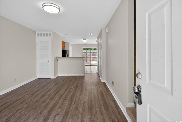 709 26th Ave S Apt M, North Myrtle Beach, SC 29582