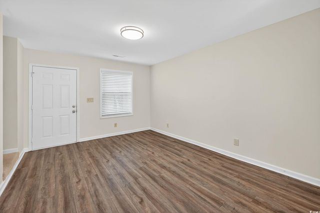 709 26th Ave S Apt M, North Myrtle Beach, SC 29582